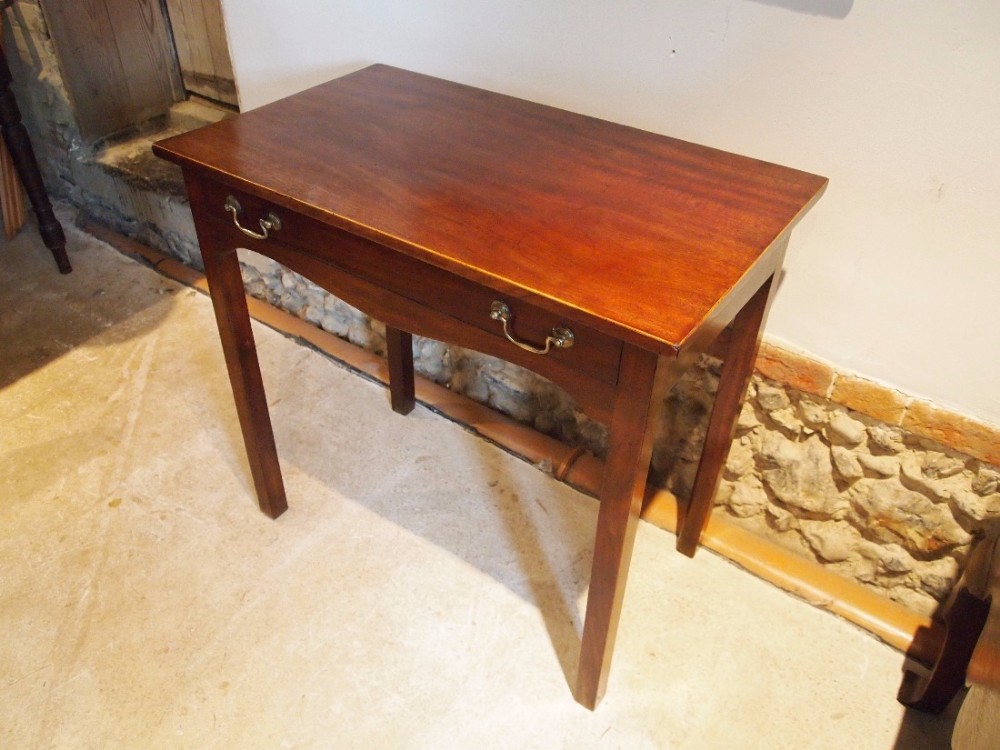Table lowboy side lamp George III Mahogany c1800
