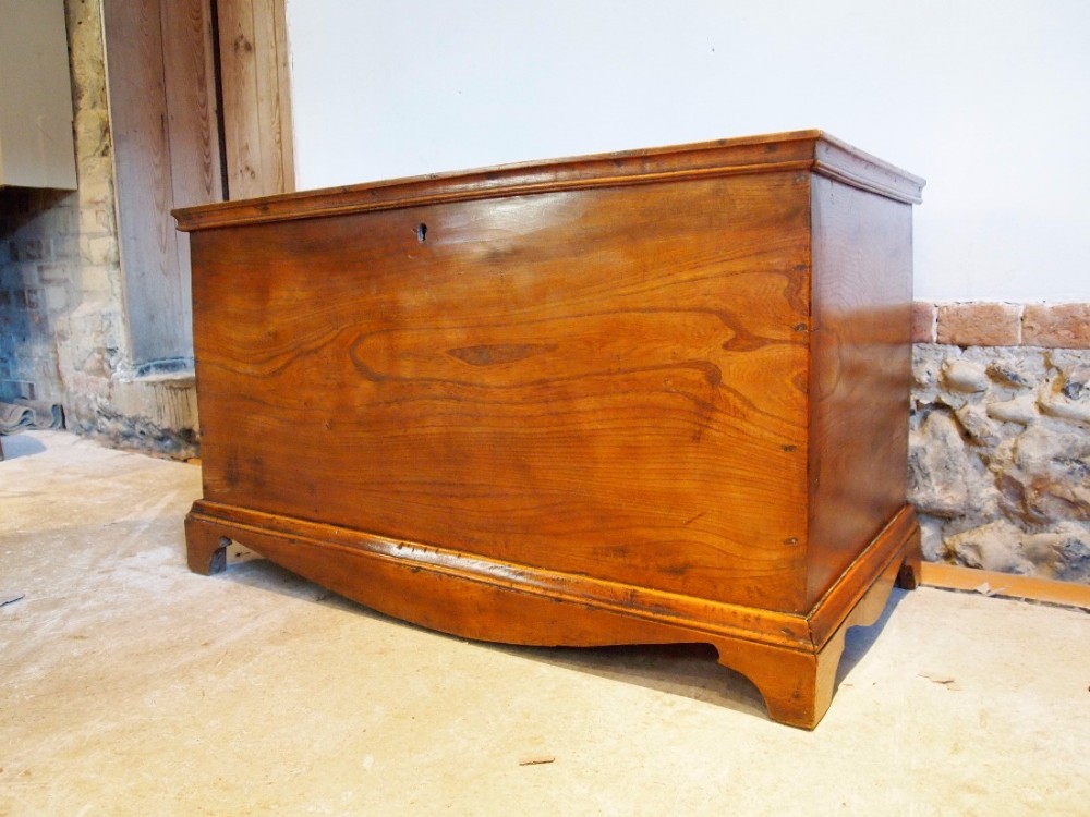 Chest Blanket box coffer coffee table Victorian Elm c1840