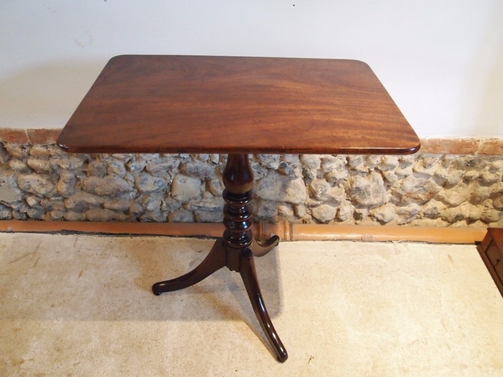 Table fine quality George III side lamp console c1790