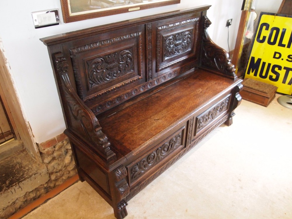 Settle bench pew fine quality Victorian Carved Oak c1880