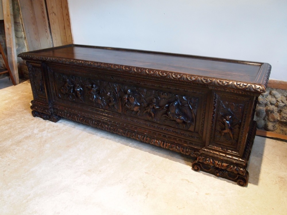 Chest coffer Italian carved Walnut Cassone c1780 View XI