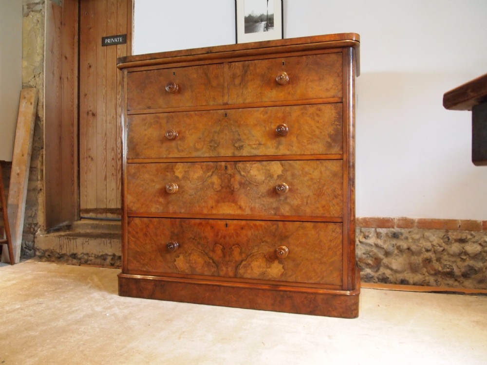 Chest of drawers Fine Victorian Burr Walnut c1850