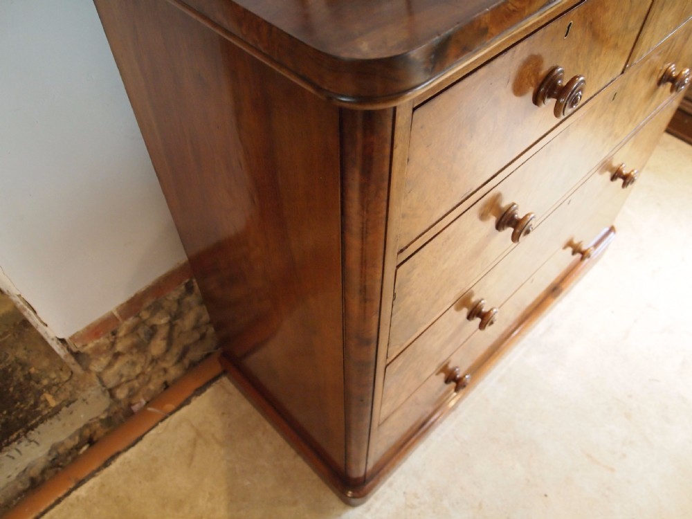 Chest of drawers Fine Victorian Burr Walnut c1850 View VII