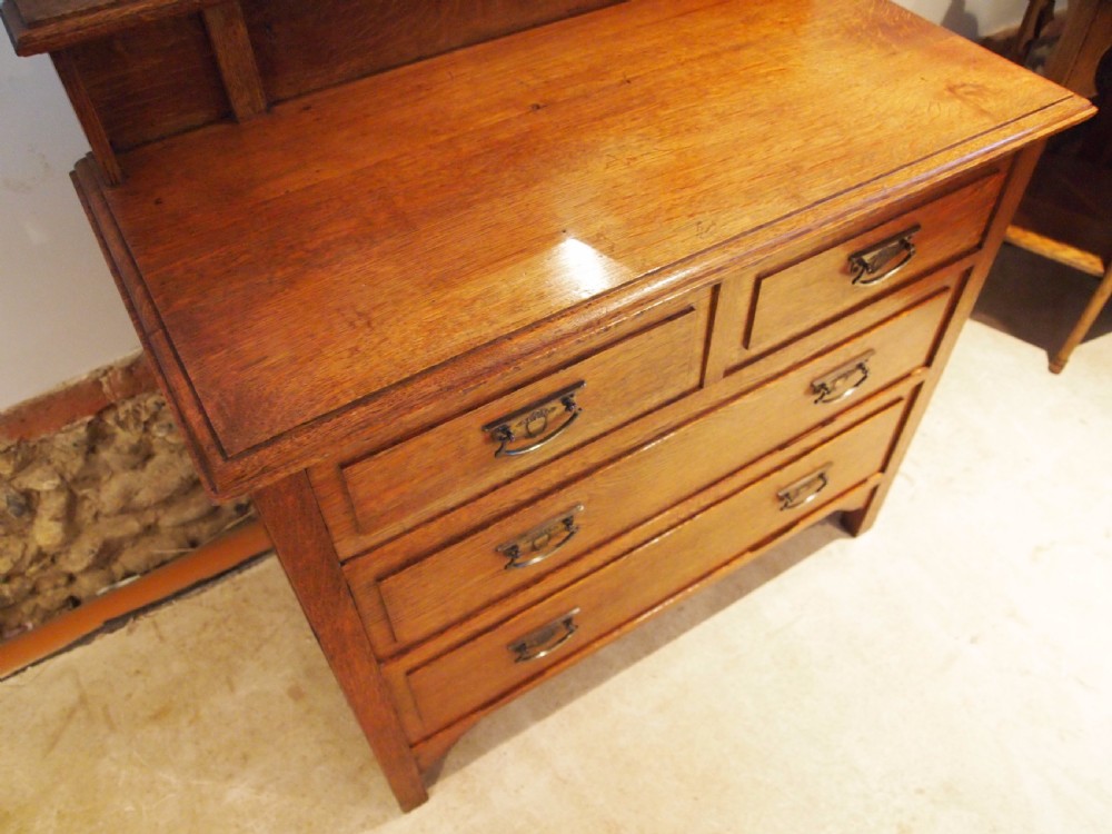 Chest of drawers Arts and crafts Oak dressing chest c1900 View V