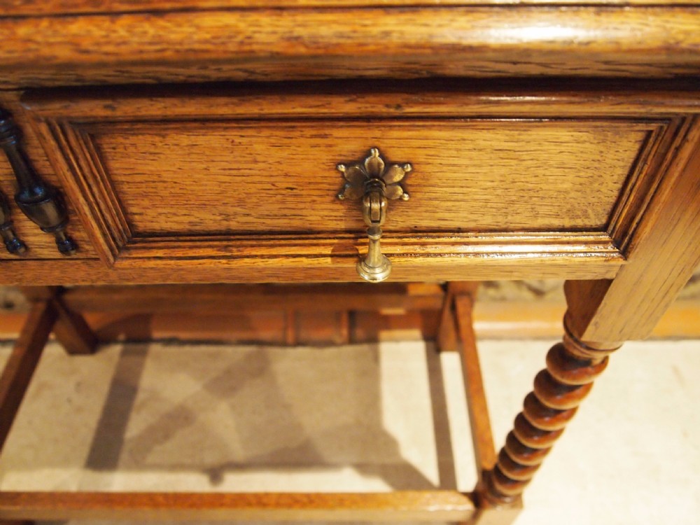 Table hall lamp console Oak Maple and co c1900 View III