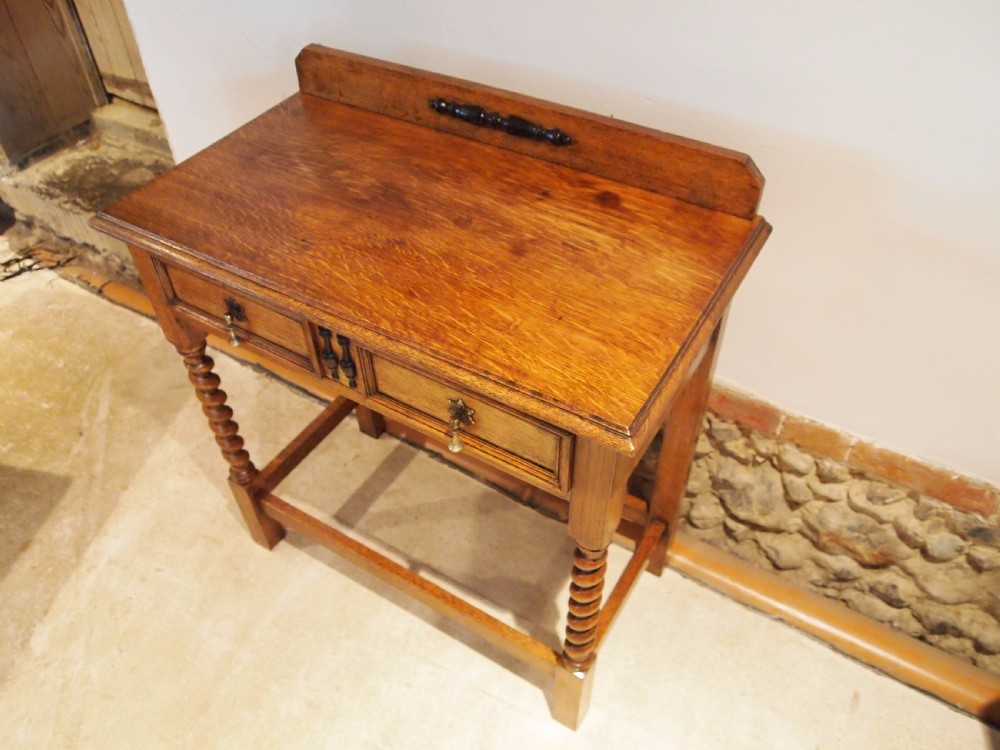 Table hall lamp console Oak Maple and co c1900 View V