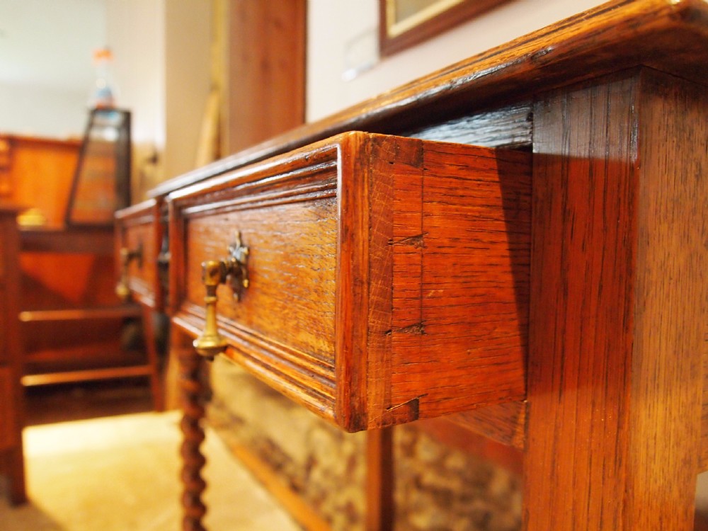 Table hall lamp console Oak Maple and co c1900 View VIII