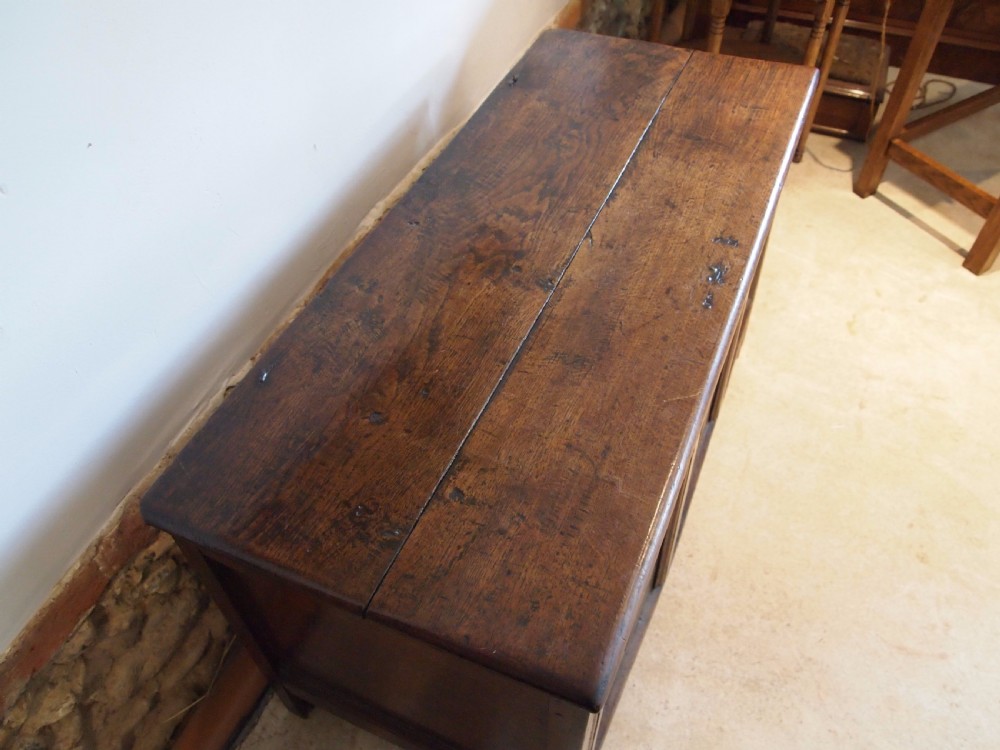 Coffer chest Blanket box Oak James II c1680 View II