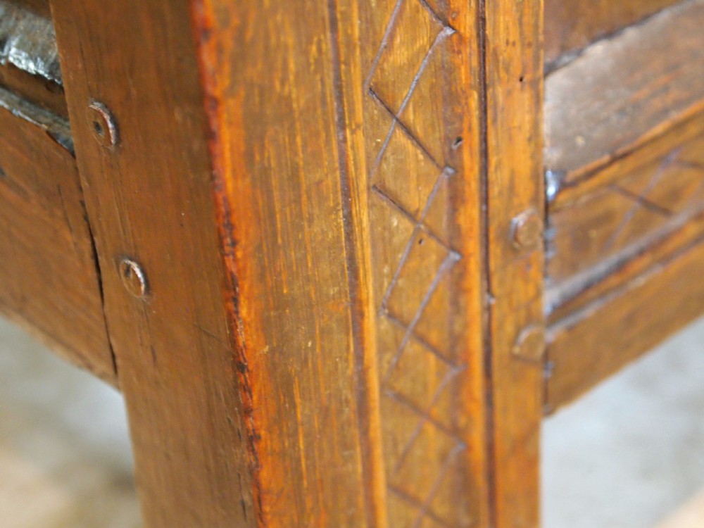 Coffer chest Blanket box Oak James II c1680 View VIII