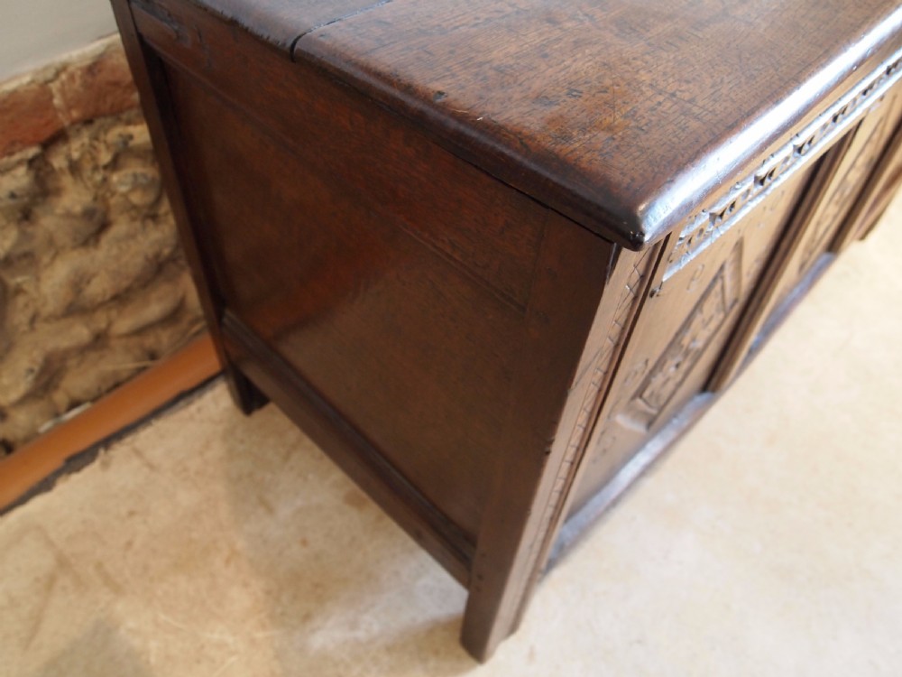Coffer chest Blanket box Oak James II c1680 View XII