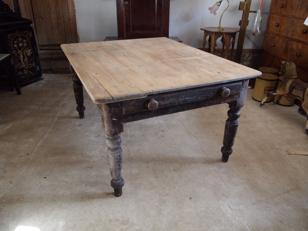 Table Victorian Pine scrub top dining table c1880 View VI