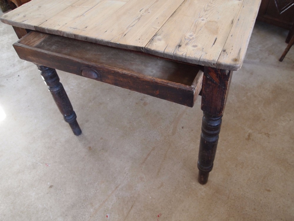 Table Victorian Pine scrub top dining table c1880 View II