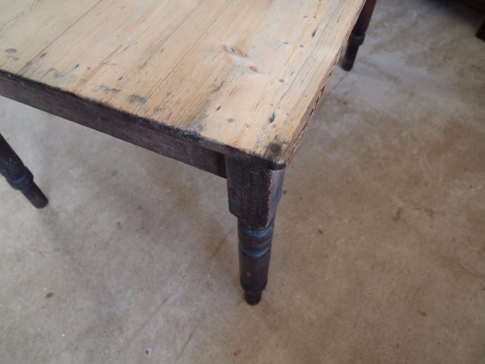 Table Victorian Pine scrub top dining table c1880 View V