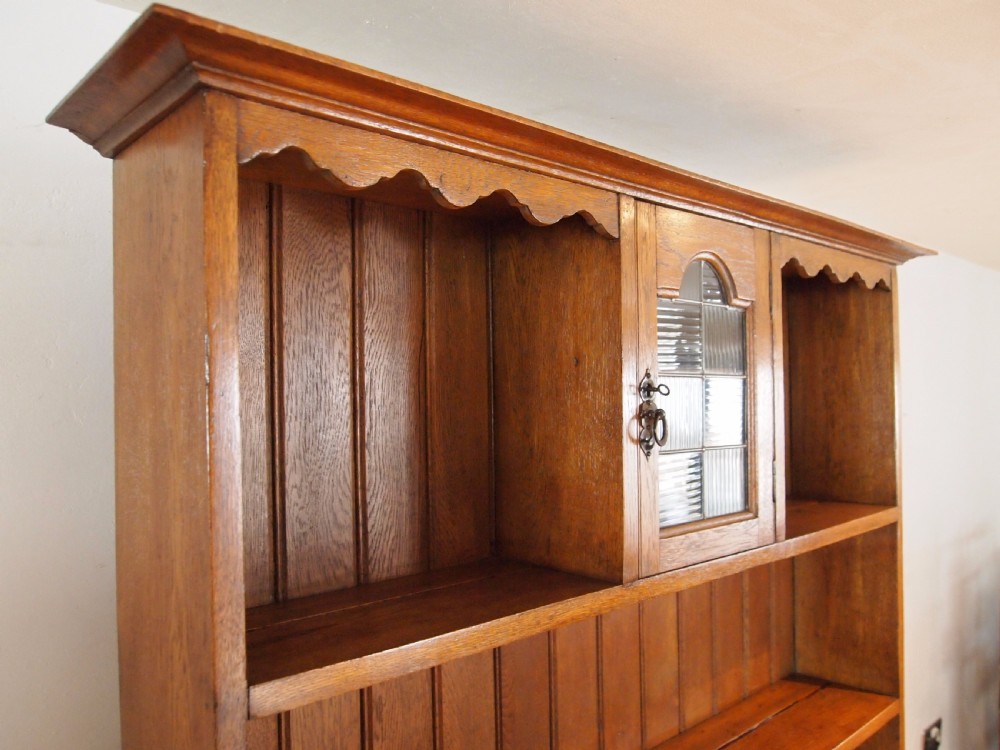 Dresser sideboard Arts and Crafts Oak c1900 View II
