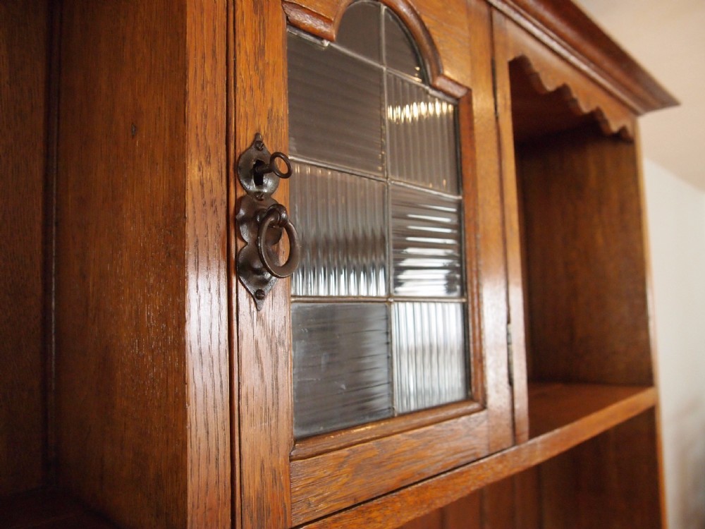 Dresser sideboard Arts and Crafts Oak c1900 View V
