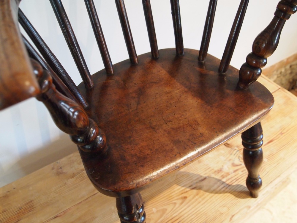 Chair Victorian Windsor child's chair c1880 View V