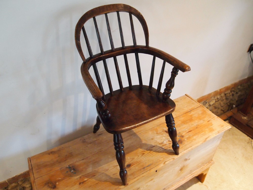 Chair Victorian Windsor child's chair c1880 View VI