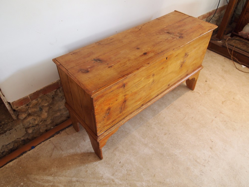 Chest trunk coffer blanket box George III Pine c1790 View IX