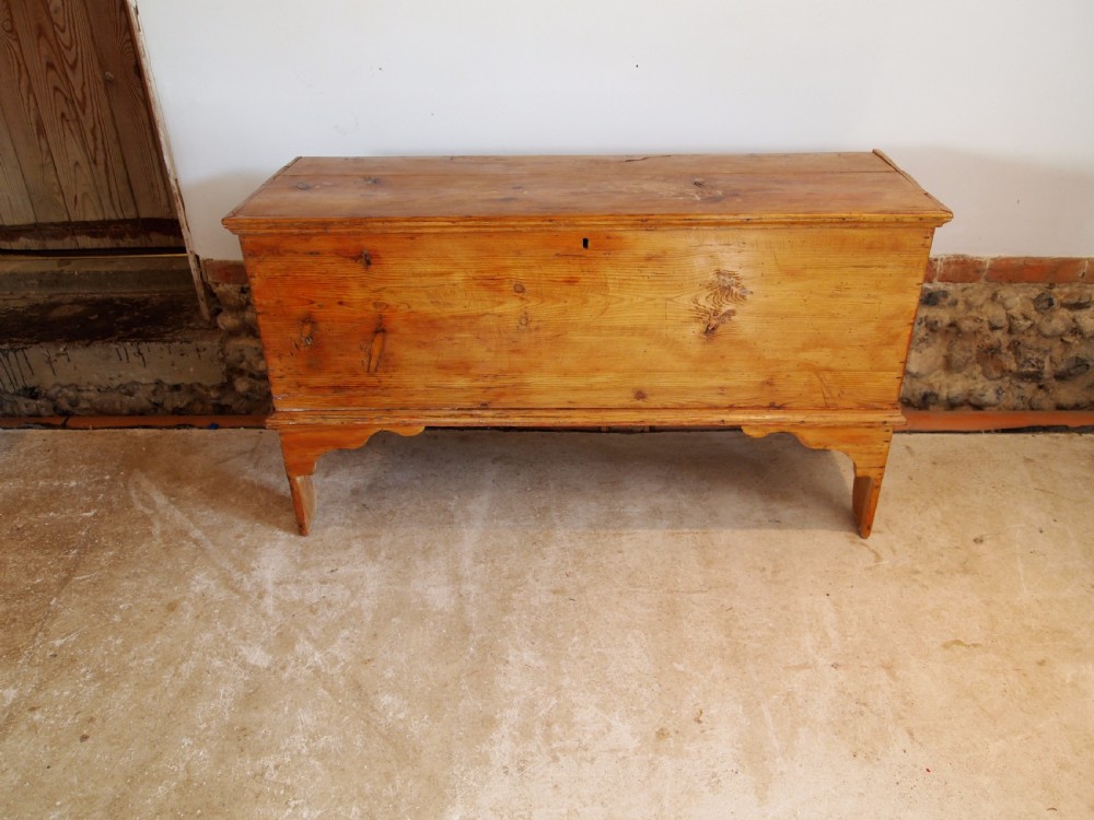 Chest trunk coffer blanket box George III Pine c1790 View X