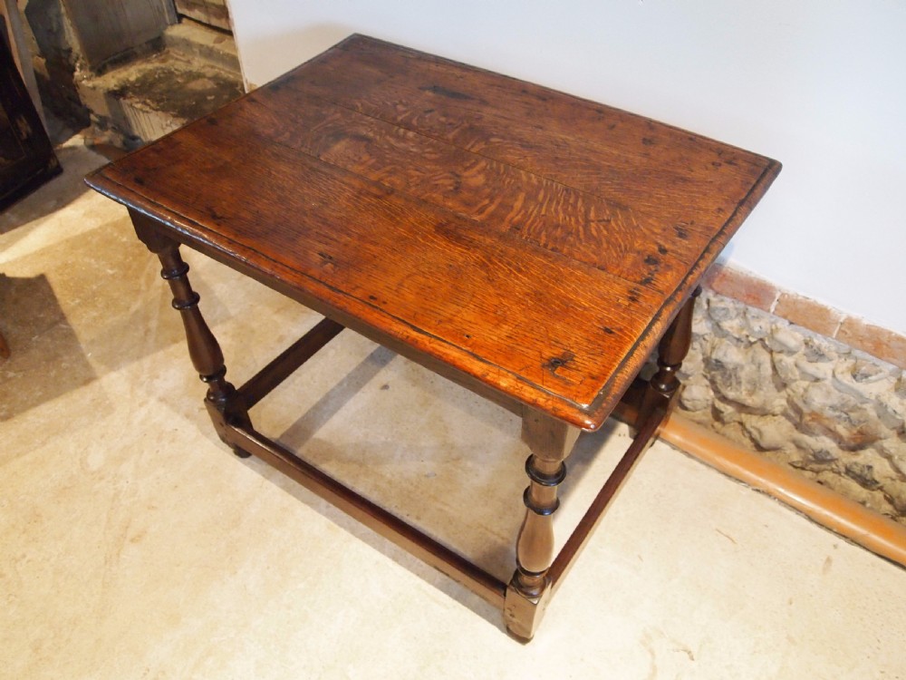 Table side lamp hall console Oak Charles II 1680 View IX