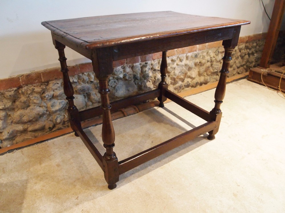 Table side lamp hall console Oak Charles II 1680 View X