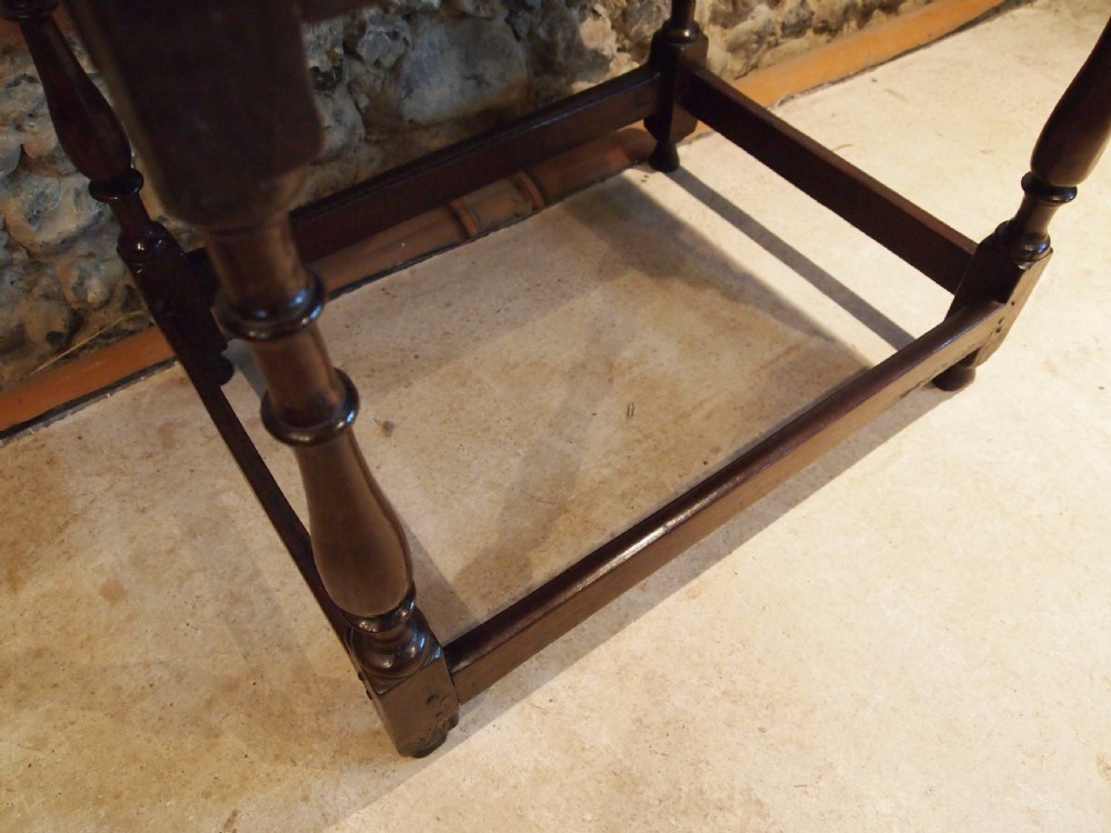 Table side lamp hall console Oak Charles II 1680 View XI