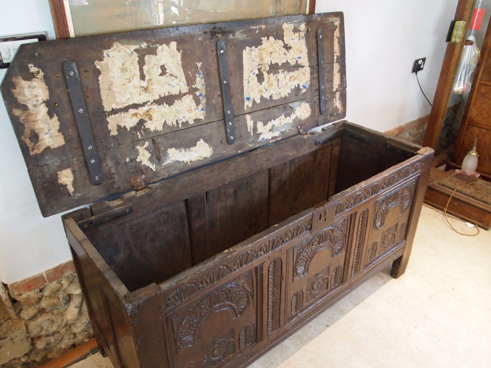 Coffer chest blanket box exceptional Charles II Oak c1680 View V