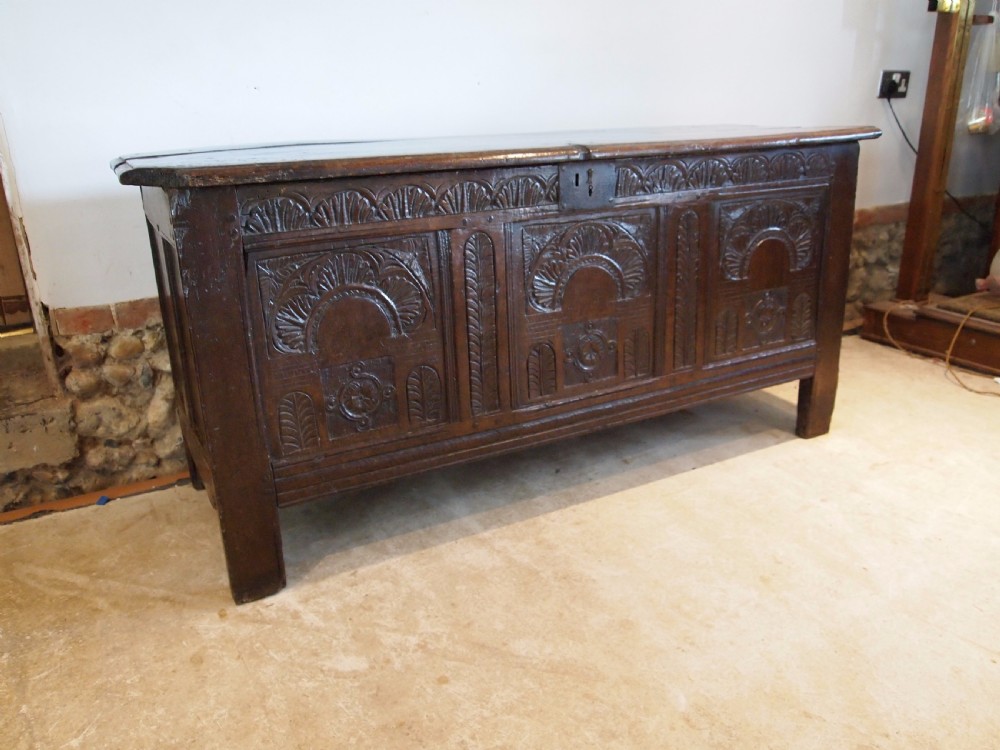 Coffer chest blanket box exceptional Charles II Oak c1680 View XII