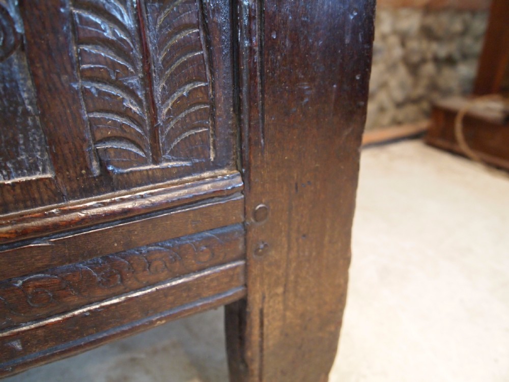 Coffer chest blanket box exceptional Charles II Oak c1680 View XIV