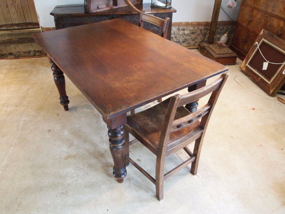 Table dining kitchen Victorian Walnut c1890 View IV
