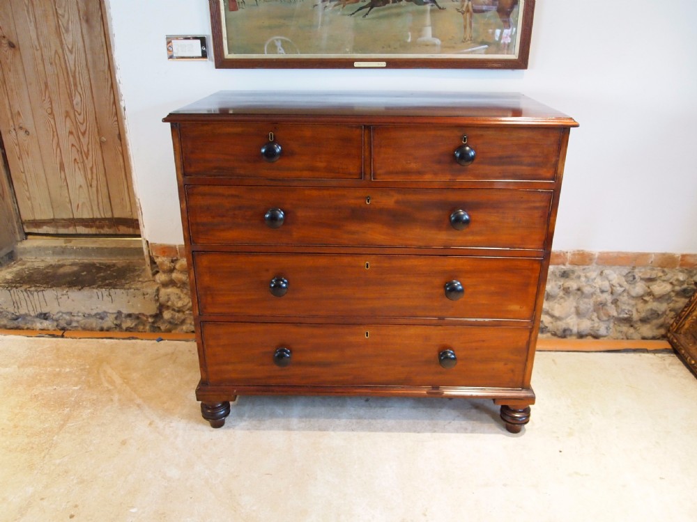 Chest of Drawers fine Victorian Mahogany c1850
