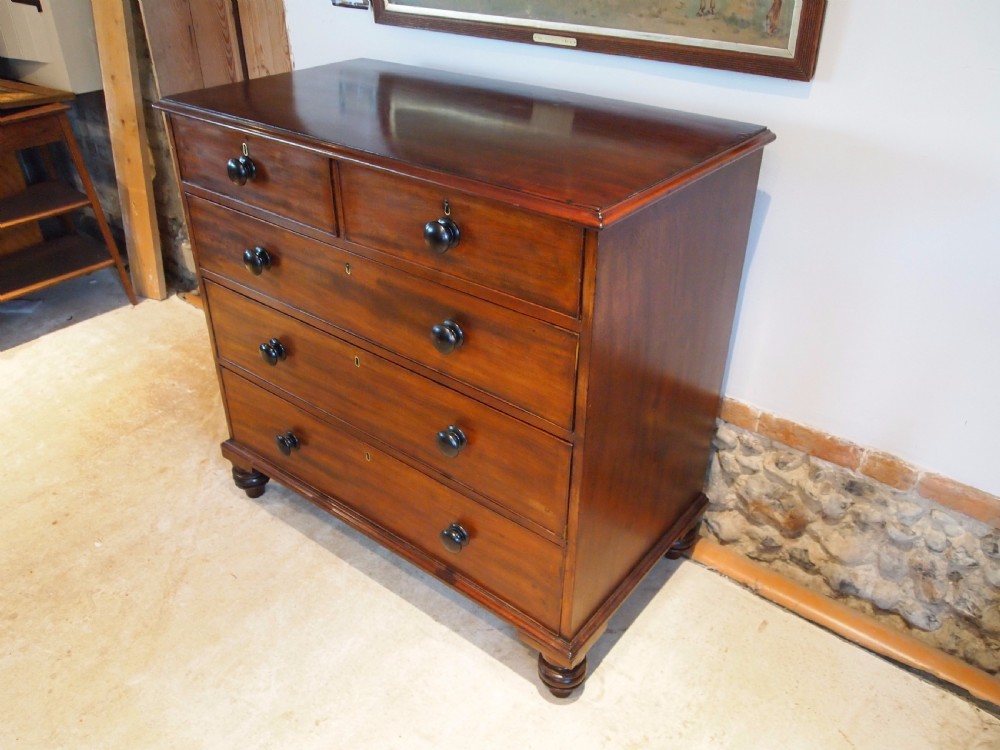 Chest of Drawers fine Victorian Mahogany c1850 View IX