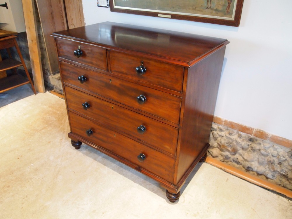 Chest of Drawers fine Victorian Mahogany c1850 View XI