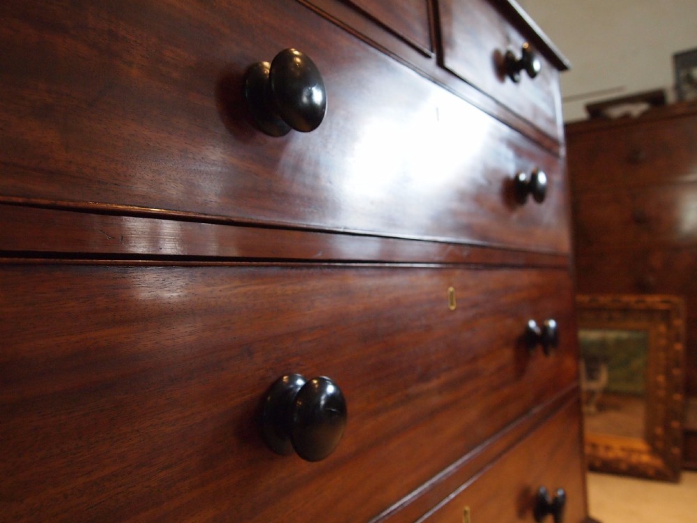 Chest of Drawers fine Victorian Mahogany c1850 View XII