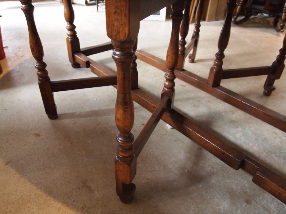 Table English Oak wake dining kitchen table c1920 View VIII