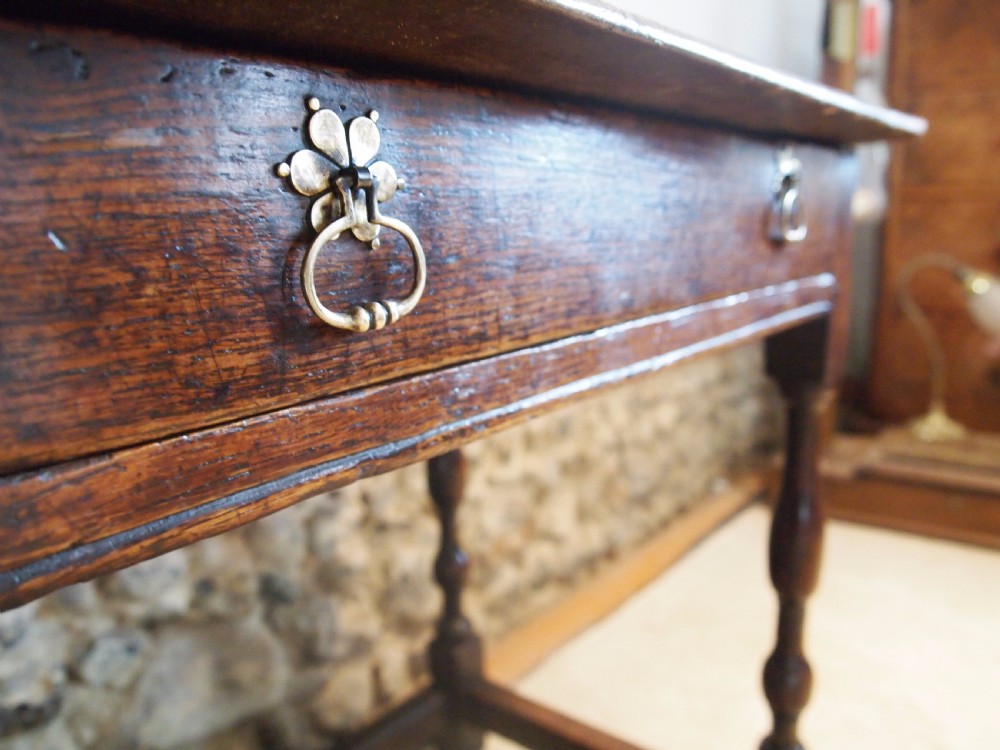 Table Queen Anne Oak side lamp hall console c1700 View V