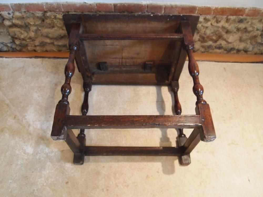 Table Queen Anne Oak side lamp hall console c1700 View XI