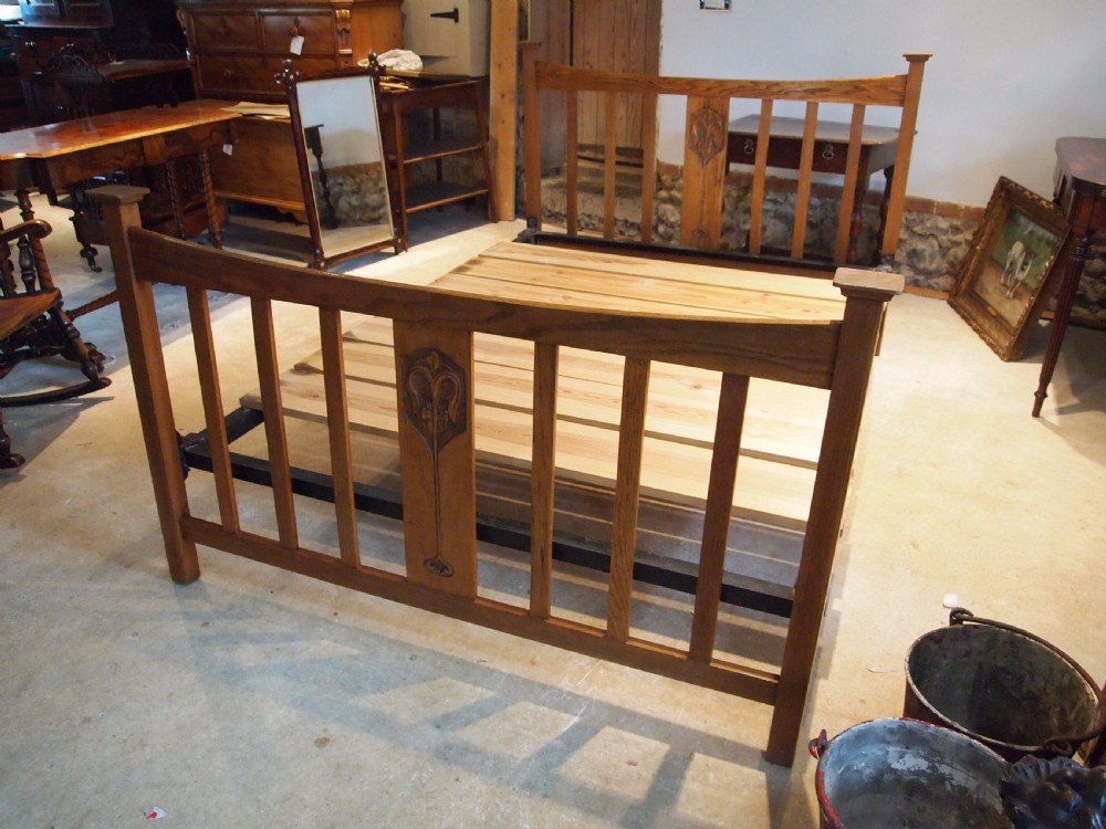 Bed Arts and Crafts Oak double bed c1900 View VIII