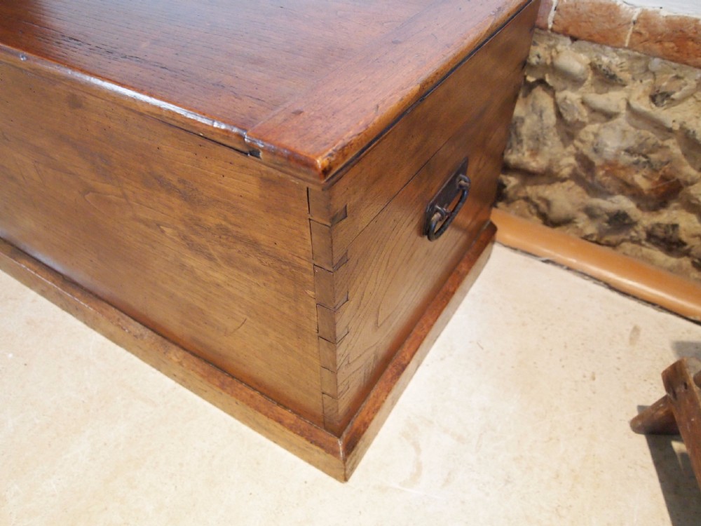 Chest coffer blanket box coffee table George III Elm c1810 View III