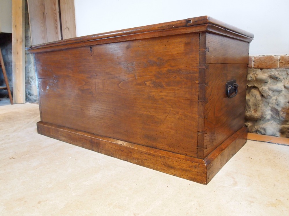 Chest coffer blanket box coffee table George III Elm c1810 View V