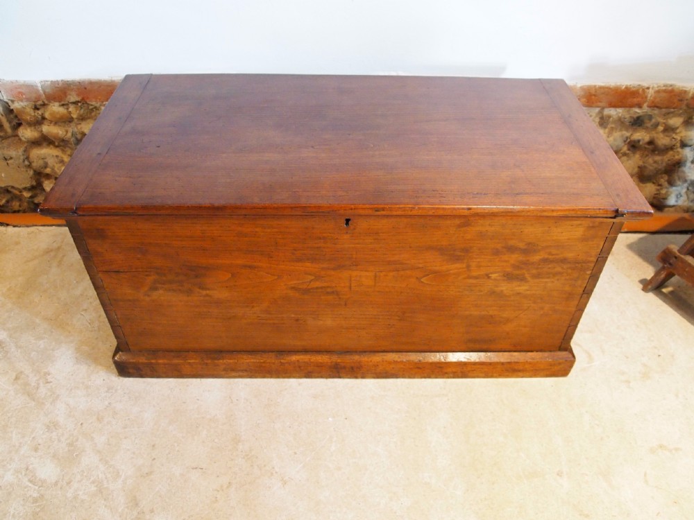 Chest coffer blanket box coffee table George III Elm c1810 View VI