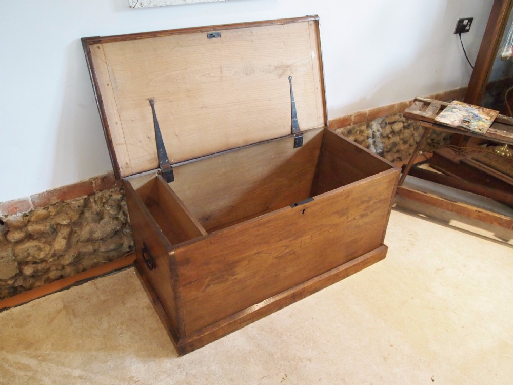 Chest coffer blanket box coffee table George III Elm c1810 View IX