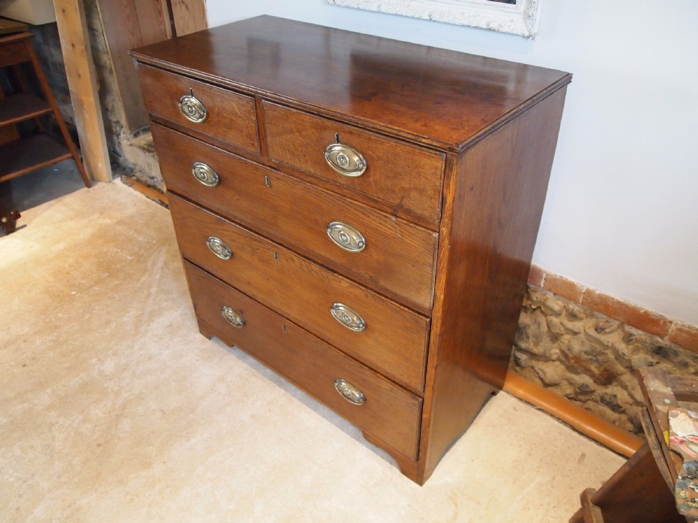 Chest of drawers George III Oak 36