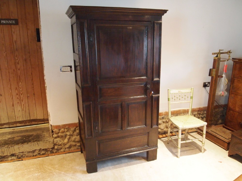 Wardrobe Cupboard Queen Anne Oak c1710 View VIII