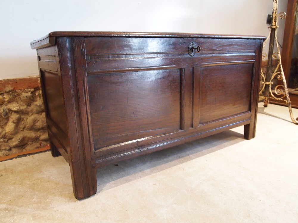 Coffer chest blanket box Queen Anne Oak c1710 View IV