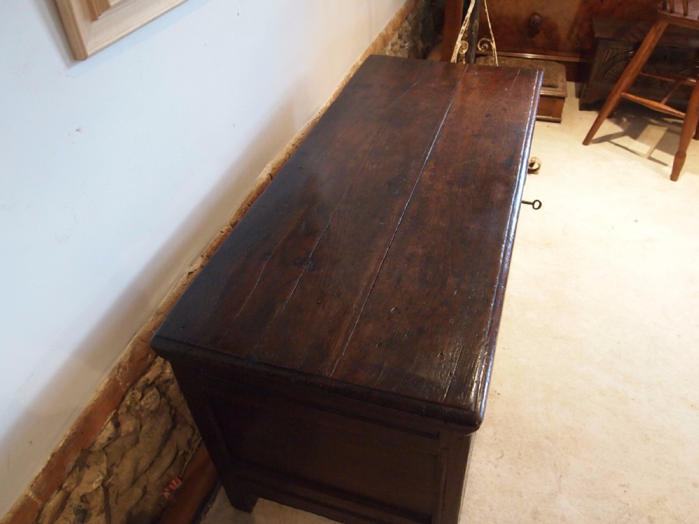 Coffer chest blanket box Queen Anne Oak c1710 View IX