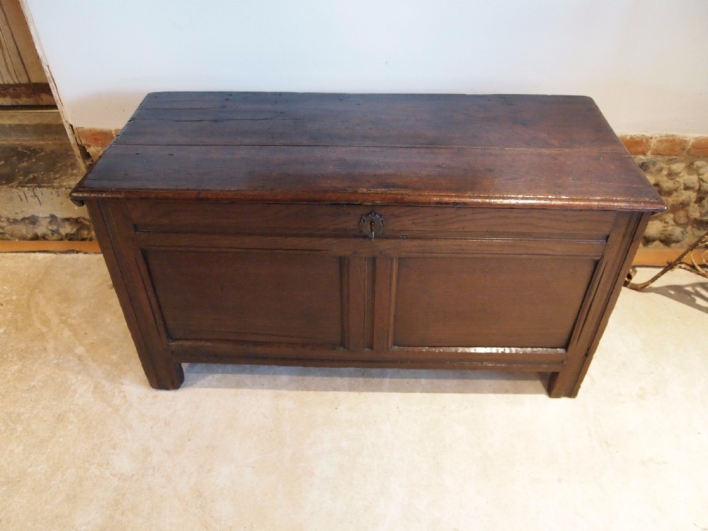 Coffer chest blanket box Queen Anne Oak c1710 View XIV