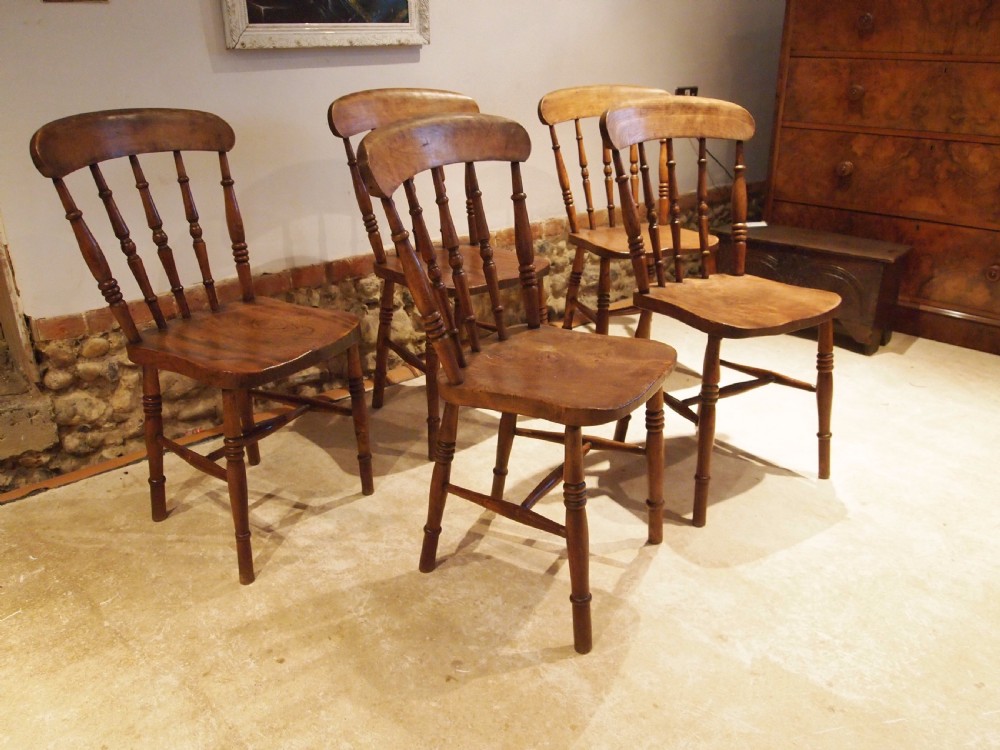 Chairs set of five Victorian Windsor kitchen chairs c1880 View IX