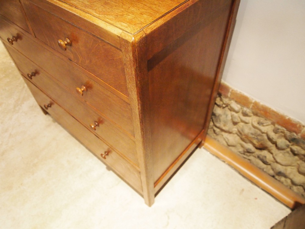 Chest of drawers Heals design Oak c1930 View VI