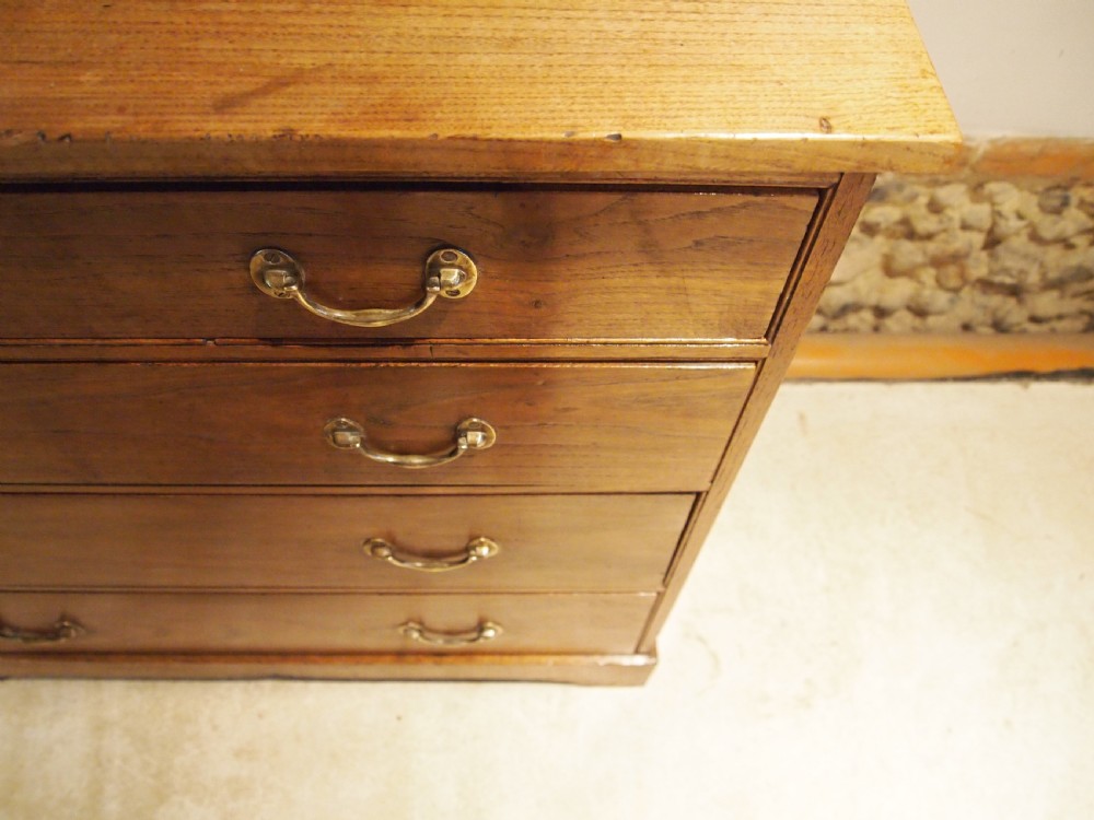 Chest of drawers rare George III Elm c1810 View VI